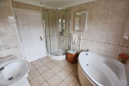 3 bedroom Bungalow for sale in Beacon Park Drive, Skegness, PE25