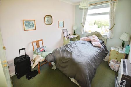 3 bedroom Bungalow for sale in Croft Lane, Croft, PE24