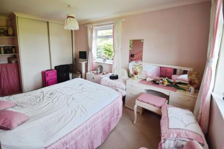 3 bedroom Bungalow for sale in Croft Lane, Croft, PE24