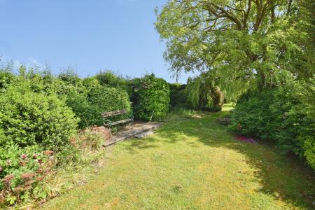 3 bedroom Bungalow for sale in Croft Lane, Croft, PE24