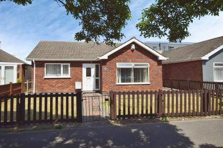 Lincoln Road, Skegness, PE25