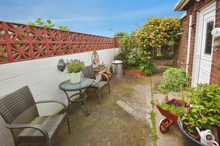 3 bedroom Bungalow for sale in Main Road, Friskney, PE22