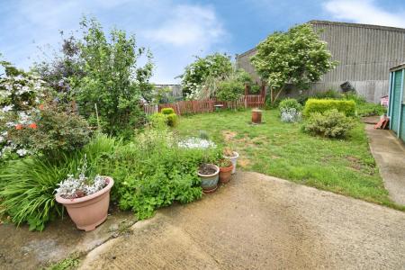 3 bedroom Bungalow for sale in Main Road, Friskney, PE22