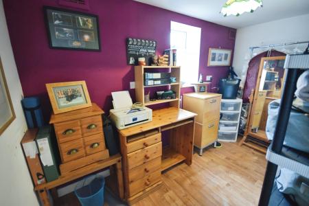3 bedroom Bungalow for sale in Main Road, Friskney, PE22