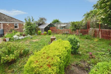 3 bedroom Bungalow for sale in Main Road, Friskney, PE22