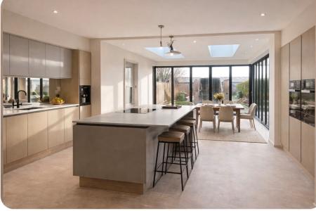 5 bedroom Semi-detached house for sale in North Parade Extension, Skegness, PE25