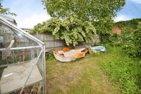 3 bedroom Semi-detached house for sale in Sunningdale Drive, Skegness, PE25