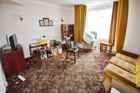 3 bedroom Semi-detached house for sale in Sunningdale Drive, Skegness, PE25