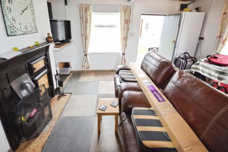 4 bedroom Detached house for sale in Main Road, Friskney, PE22