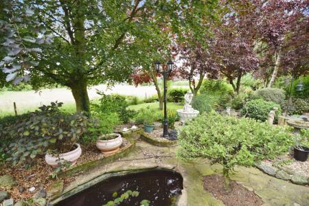 3 bedroom Bungalow for sale in Cumberworth Road, Mumby, LN13