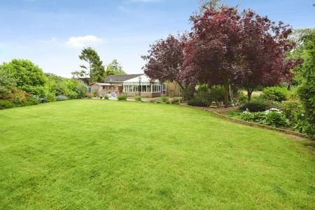 3 bedroom Bungalow for sale in Cumberworth Road, Mumby, LN13