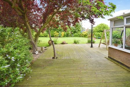 3 bedroom Bungalow for sale in Cumberworth Road, Mumby, LN13