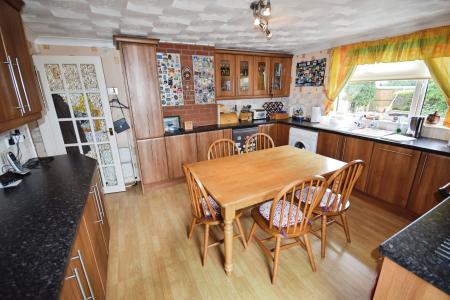 4 bedroom Bungalow for sale in Church Lane, Winthorpe, PE25