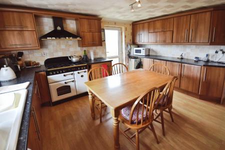 4 bedroom Bungalow for sale in Church Lane, Winthorpe, PE25