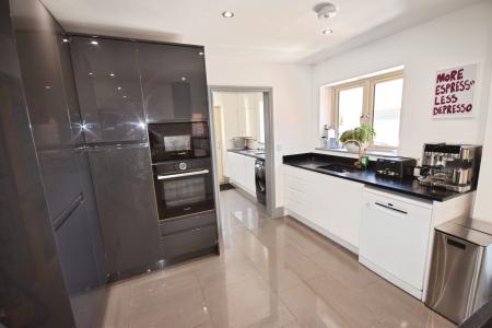 3 bedroom Bungalow for sale in Gunby Road, Orby, PE24