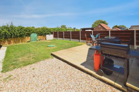 3 bedroom Bungalow for sale in Gunby Road, Orby, PE24