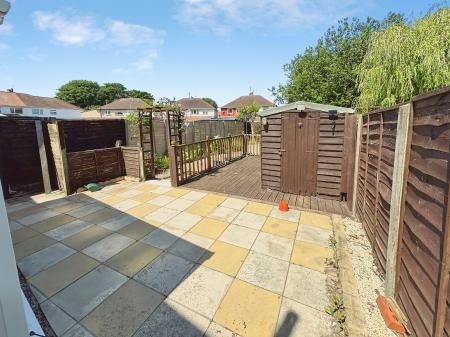 2 bedroom Semi-detached house for sale in George Avenue, Skegness, PE25