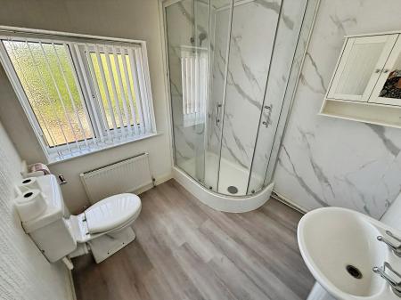 2 bedroom Semi-detached house for sale in George Avenue, Skegness, PE25