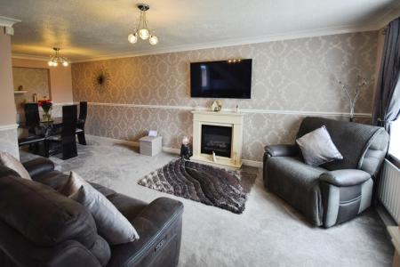 2 bedroom Semi-detached house for sale in Richmond Drive, Skegness, PE25