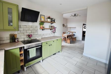 5 bedroom Detached house for sale in Drummond Road, Skegness, PE25