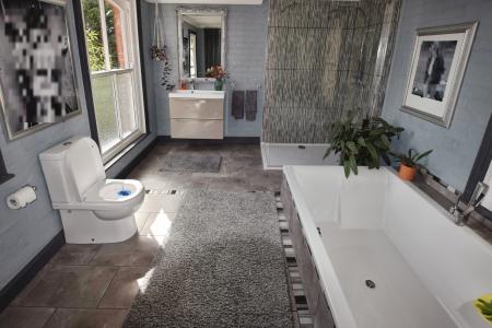 5 bedroom Detached house for sale in Drummond Road, Skegness, PE25