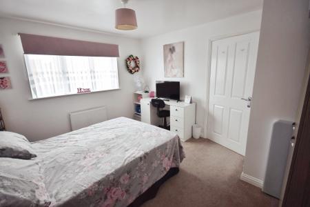 2 bedroom Semi-detached house for sale in Ely Way, Skegness, PE25