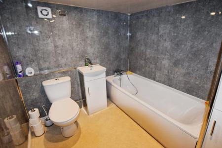 4 bedroom Terraced House for sale in Barkham Street, Wainfleet All Saints, PE24