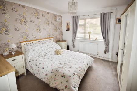 2 bedroom Bungalow for sale in Lyndhurst Avenue, Skegness, PE25