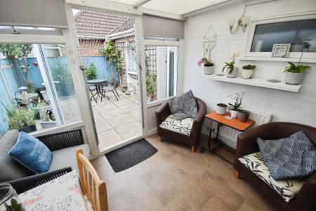 2 bedroom Bungalow for sale in Lyndhurst Avenue, Skegness, PE25