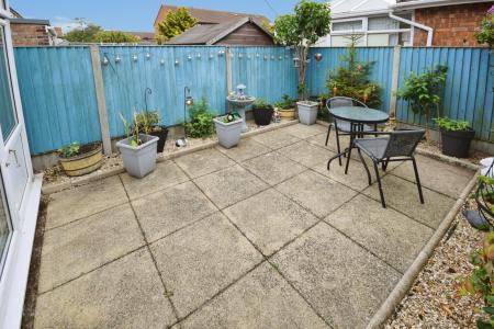 2 bedroom Bungalow for sale in Lyndhurst Avenue, Skegness, PE25