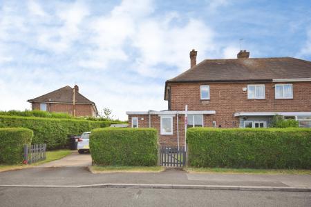 3 bedroom Semi-detached house for sale in Lincoln Green, Skegness, PE25