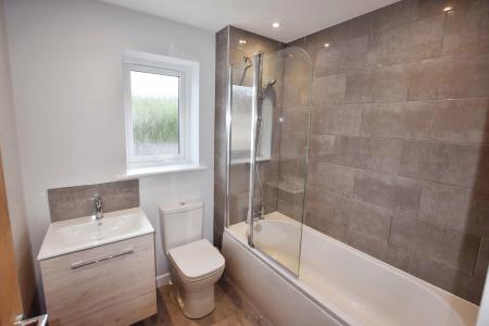3 bedroom End of terrace house for sale in Lumley Fields, Skegness, PE25