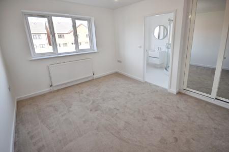 3 bedroom End of terrace house for sale in Lumley Fields, Skegness, PE25