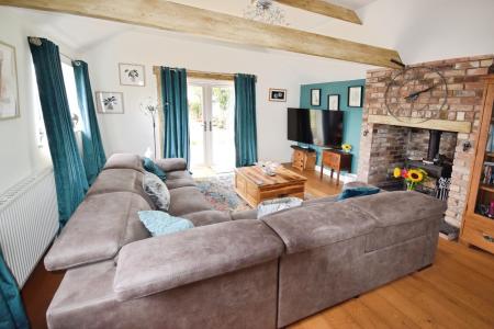 4 bedroom Bungalow for sale in Spilsby Road, Wainfleet All Saints, PE24