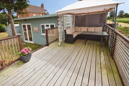 4 bedroom Bungalow for sale in Spilsby Road, Wainfleet All Saints, PE24