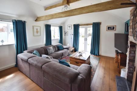 4 bedroom Bungalow for sale in Spilsby Road, Wainfleet All Saints, PE24