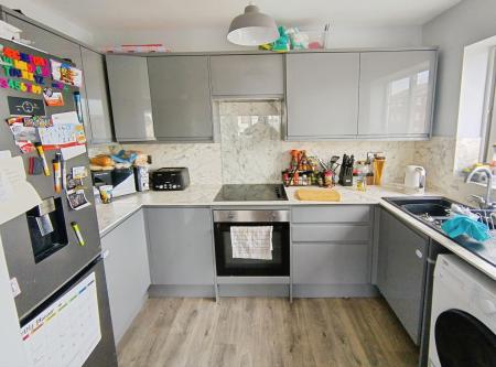 2 bedroom Flat for sale in Manor Court, Roman Bank, Skegness, PE25