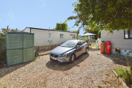 2 bedroom Caravan for sale in Chapel Hill Marina & Caravan Park, Tattershall, LN4