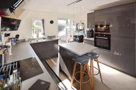 2 bedroom Detached bungalow for sale in Field Lane, Friskney, PE22