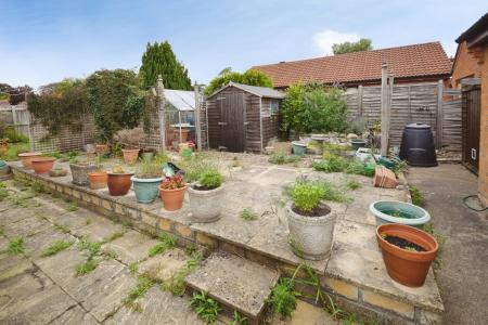 3 bedroom Bungalow for sale in Millers Way, Alford, LN13