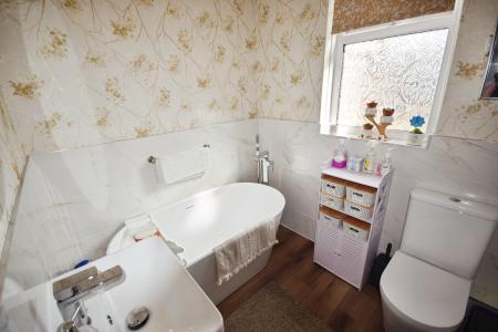 3 bedroom Bungalow for sale in Sea Road, Chapel St Leonards, PE24