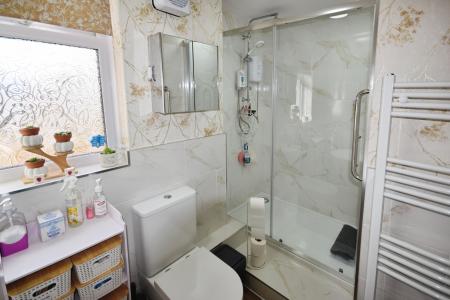 3 bedroom Bungalow for sale in Sea Road, Chapel St Leonards, PE24