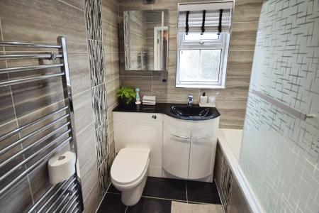 3 bedroom Semi-detached house for sale in Boston Road, Spilsby, PE23