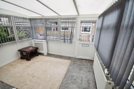 2 bedroom Semi-detached bungalow for sale in Langton Court, Skegness, PE25