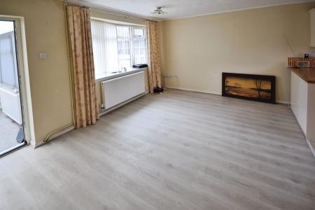 2 bedroom Semi-detached bungalow for sale in Langton Court, Skegness, PE25