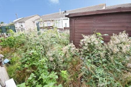 2 bedroom Semi-detached bungalow for sale in Langton Court, Skegness, PE25