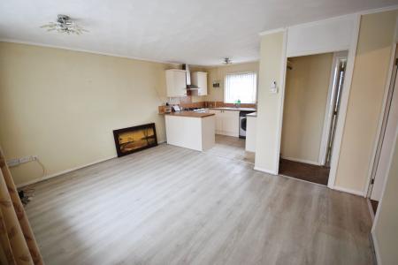2 bedroom Semi-detached bungalow for sale in Langton Court, Skegness, PE25