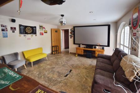 4 bedroom Detached house for sale in Hasthorpe Road Sloothby, Sloothby, LN13