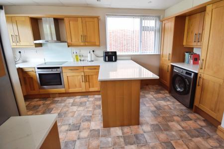 4 bedroom Semi-detached house for sale in Drummond Road, Skegness, PE25