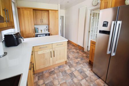 4 bedroom Semi-detached house for sale in Drummond Road, Skegness, PE25